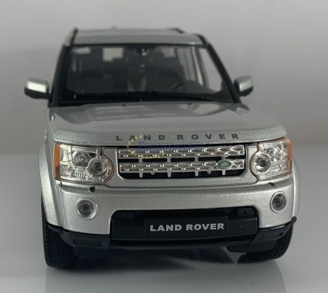 Land Rover DISCOVERY 4 TDV6 metal model Welly 1:24 Land Rover DISCOVERY 4 TDV6 metal model Welly 1:24
