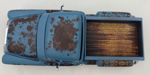 1955 GMC Blue Chip podrdzewiały 1:24 Motormax 79071 Weathered Treasures