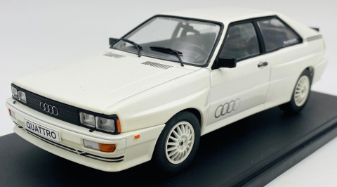 Audi Quattro 1981 model 124247 WhiteBox 1:24 biały