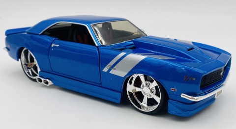 Chevrolet CAMARO Z28 1968 1:24 32508 Maisto Design