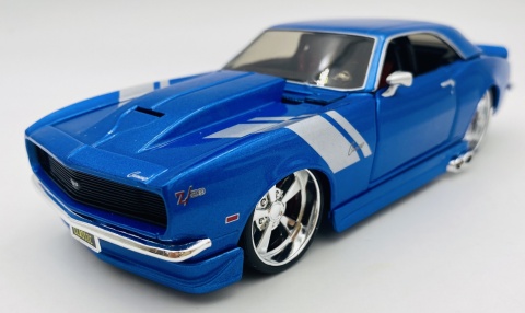 Chevrolet CAMARO Z28 1968 1:24 32508 Maisto Design