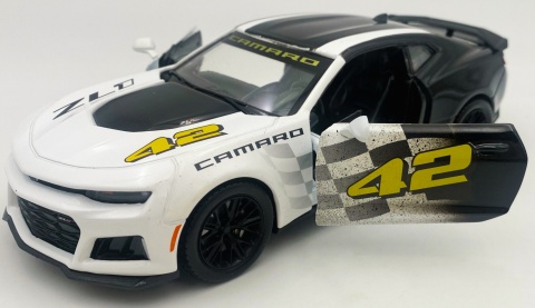 Chevrolet CAMARO ZL1 2017 #42 model 1:24 Motormax GT Racing 73797