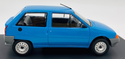 Citroen AX 1986 model 124256 WhiteBox 1:24 niebieski