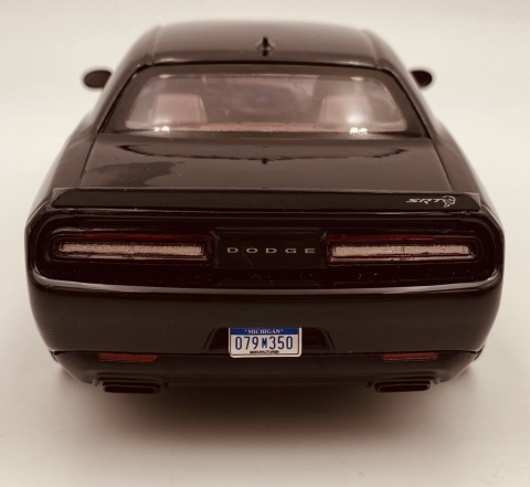 DODGE Challenger SRT Hellcat 1:24 Motormax 79350 czarny