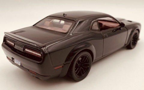 DODGE Challenger SRT Hellcat 1:24 Motormax 79350 czarny