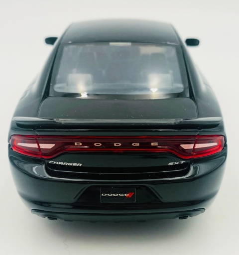 DODGE Charger SXT 2023 model 1:24 Motormax 79387 czarny