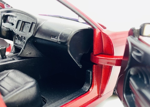 DODGE Charger SXT 2023 model 1:24 Motormax 79387 czerwony