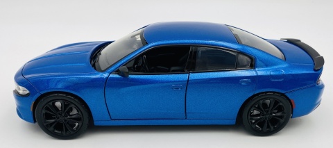 DODGE Charger SXT 2023 model 1:24 Motormax 79387 niebieski