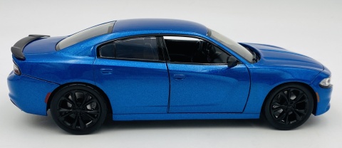DODGE Charger SXT 2023 model 1:24 Motormax 79387 niebieski