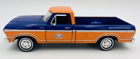 Ford F-150 Custom Pickup 1979 + oil tanker GULF 1:24 Motormax 79612