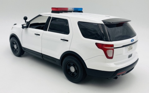 Ford Interceptor Police Utility 2015 światło / dźwięk 1:18 Motormax 73995