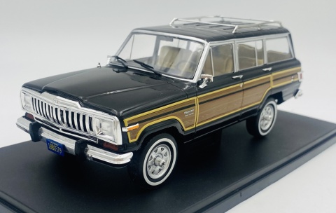 JEEP Grand Wagoneer 1981 model WB124260 METAL WhiteBox 1:24 czarny
