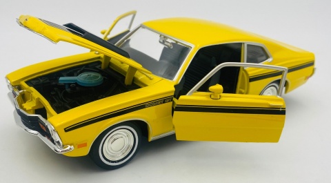 Mercury Comet 1971 GT Version 1:24 Motormax 79047 żółty