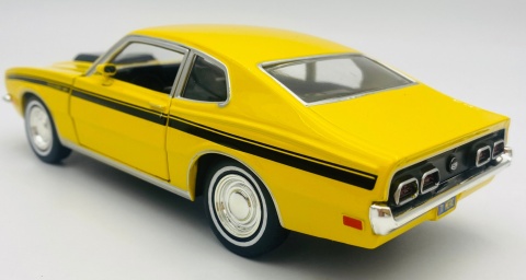Mercury Comet 1971 GT Version 1:24 Motormax 79047 żółty