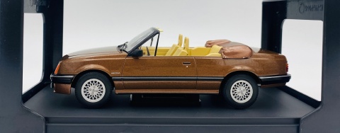 Opel Ascona C Cabrio 1985 model 124255 WhiteBox 1:24 brązowy