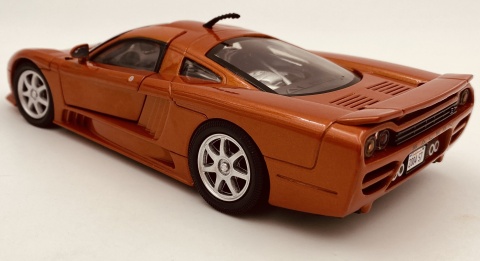 Saleen S7 model 1:24 supercar Motormax 73279 pomarańczowy