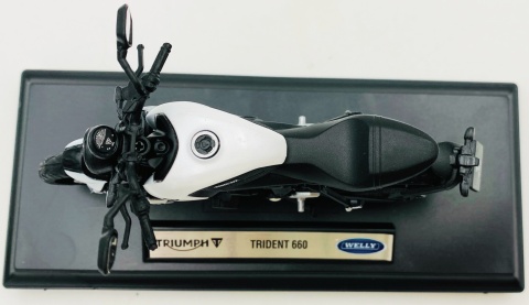 TRIUMPH Trident 660 motocykl model 1:18 Welly