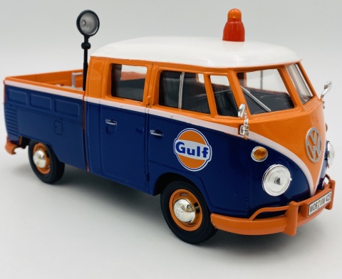 VW Type 2 T1 Delivery Van + oil tanker GULF model 1:24 Motormax 79610