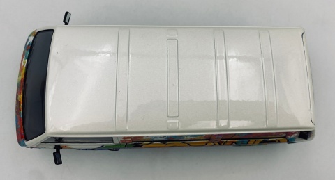 VW Type 2 (T3) Transporter 1:24 Motormax 79599 grafifiti