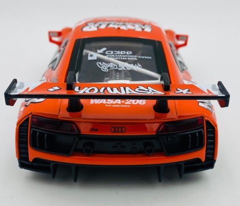 AUDI R8 LMS WASA światło dźwięk model METAL 1:24 MSZ 68291A orange graffiti