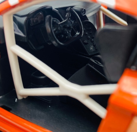 AUDI R8 LMS WASA światło dźwięk model METAL 1:24 MSZ 68291A orange graffiti