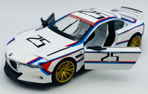 BMW 3.0 CSL Hommage R światło dźwięk model METAL 1:24 MSZ 68257A biały M