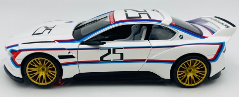 BMW 3.0 CSL Hommage R światło dźwięk model METAL 1:24 MSZ 68257A biały M