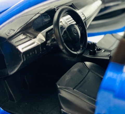 BMW X6 xDrive50i światło dźwięk model METAL 1:26 MSZ 68250A niebieski