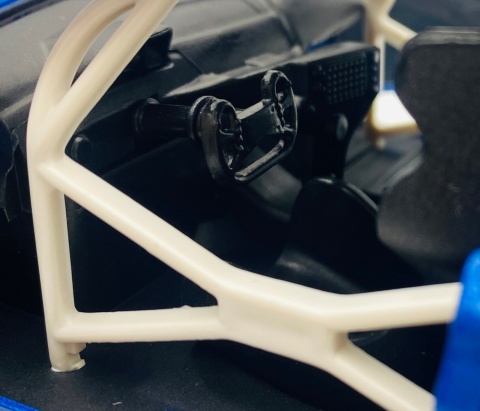 BMW M6 GT3 światło dźwięk model METAL 1:24 MSZ 68255A niebieski