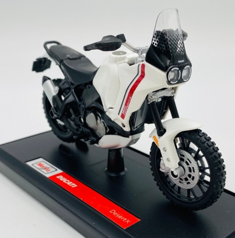 DUCATI Desert X model podstawka 1:18 Maisto
