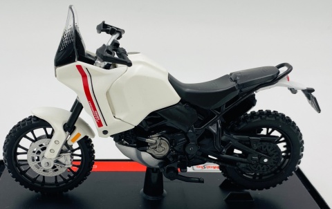 DUCATI Desert X model podstawka 1:18 Maisto