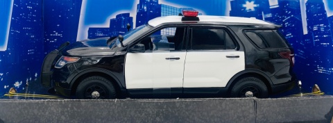 Ford Explorer Interceptor Utility 2015 światło/dźwiek 1:24 Motormax 79536