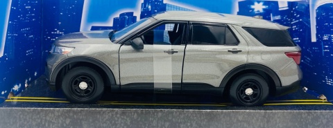 Ford Explorer Interceptor szary bez oznaczeń 2022 1:24 Motormax 76998