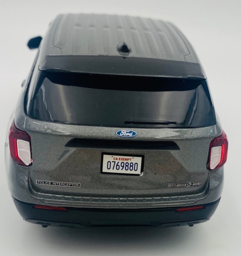 Ford Explorer Interceptor szary bez oznaczeń 2022 1:24 Motormax 76998