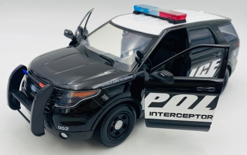 Ford Explorer Police Interceptor Utility USA 2015 1:18 Motormax 73540