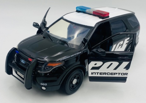 Ford Police Interceptor Utility 2015 światło / dźwięk 1:18 Motormax 73994