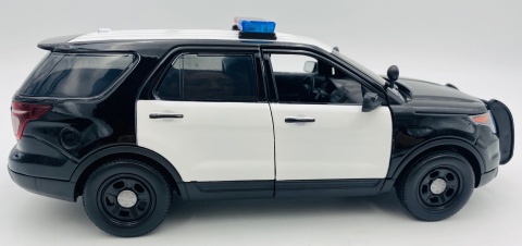 Ford Police Interceptor Utility 2015 światło / dźwięk 1:18 Motormax 73996