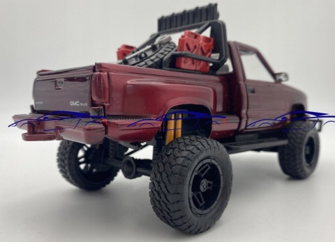 GMC Sierra GT OFF ROAD Series 1:24 Motormax 79136 czerwony
