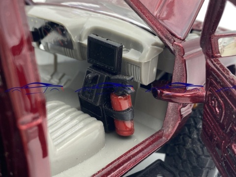 GMC Sierra GT OFF ROAD Series 1:24 Motormax 79136 czerwony