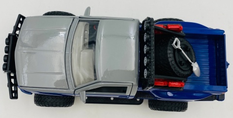 GMC Sierra GT OFF ROAD Series 1:24 Motormax 79136 szary