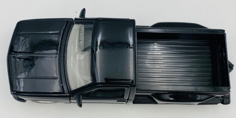 GMC Sierra GT Pickup 1992 1:24 Motormax 73204 czarny