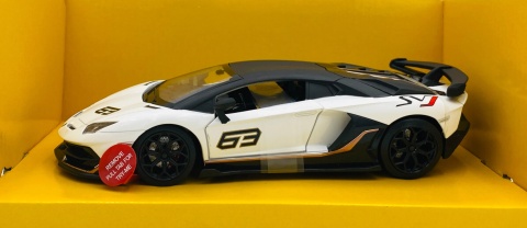 LAMBORGHINI Aventador SVJ światło dźwięk model METAL 1:24 MSZ 68269 biały