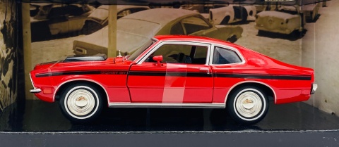Mercury Comet 1971 GT Version 1:24 Motormax 79047 czerwony