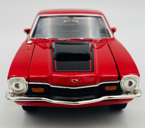Mercury Comet 1971 GT Version 1:24 Motormax 79047 czerwony