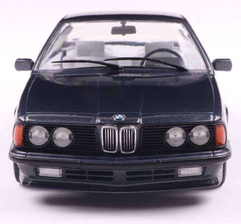 BMW 635 CSI (E24) 1988 S1810306 Solido 1:18 granatowy - Macau blue