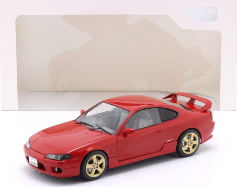 NISSAN SILVIA S15 Spec-R Aero 1999 model S1812202 Solido 1:18 czerwony