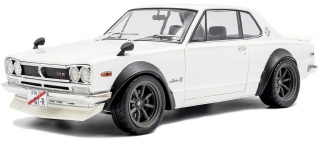NISSAN SKYLINE (C10) Hakosuka 1970 model S1813001 Solido 1:18 biały perłowy