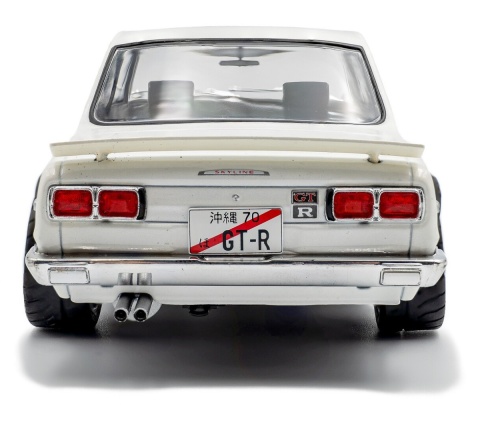 NISSAN SKYLINE (C10) Hakosuka 1970 model S1813001 Solido 1:18 biały perłowy