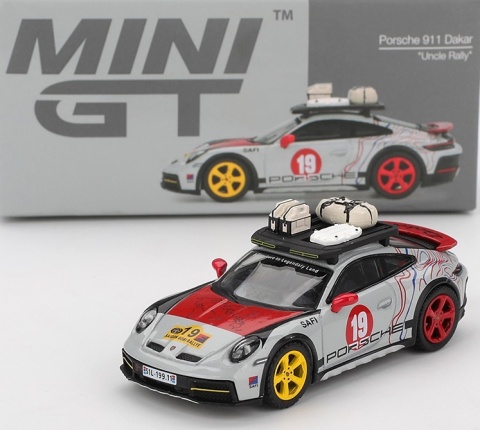 PORSCHE 911 Dakar "Uncle Rally" 2024 MGT01068 MiniGT 1:64 srebrny