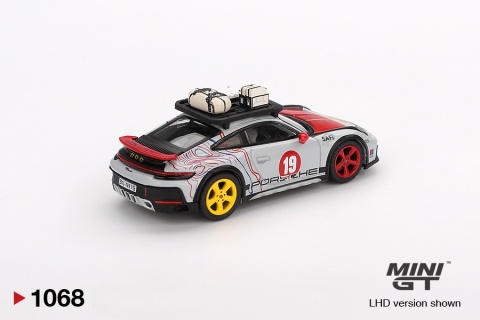 PORSCHE 911 Dakar "Uncle Rally" 2024 MGT01068 MiniGT 1:64 srebrny